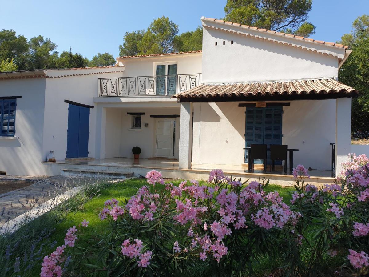 La Bastide Blanche Magnifique Villa 5 Etoiles 5 Chambres Et Piscine Privee Sur 6500 M Var 洛尔格 外观 照片