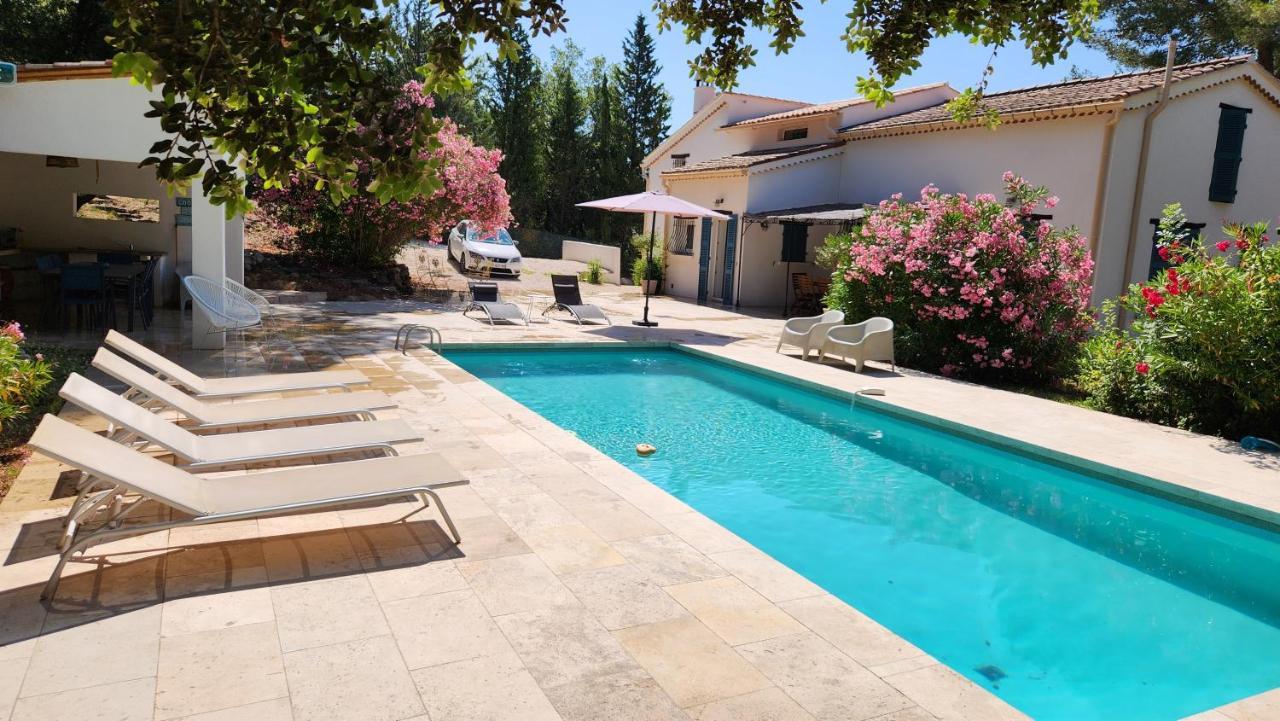 La Bastide Blanche Magnifique Villa 5 Etoiles 5 Chambres Et Piscine Privee Sur 6500 M Var 洛尔格 外观 照片